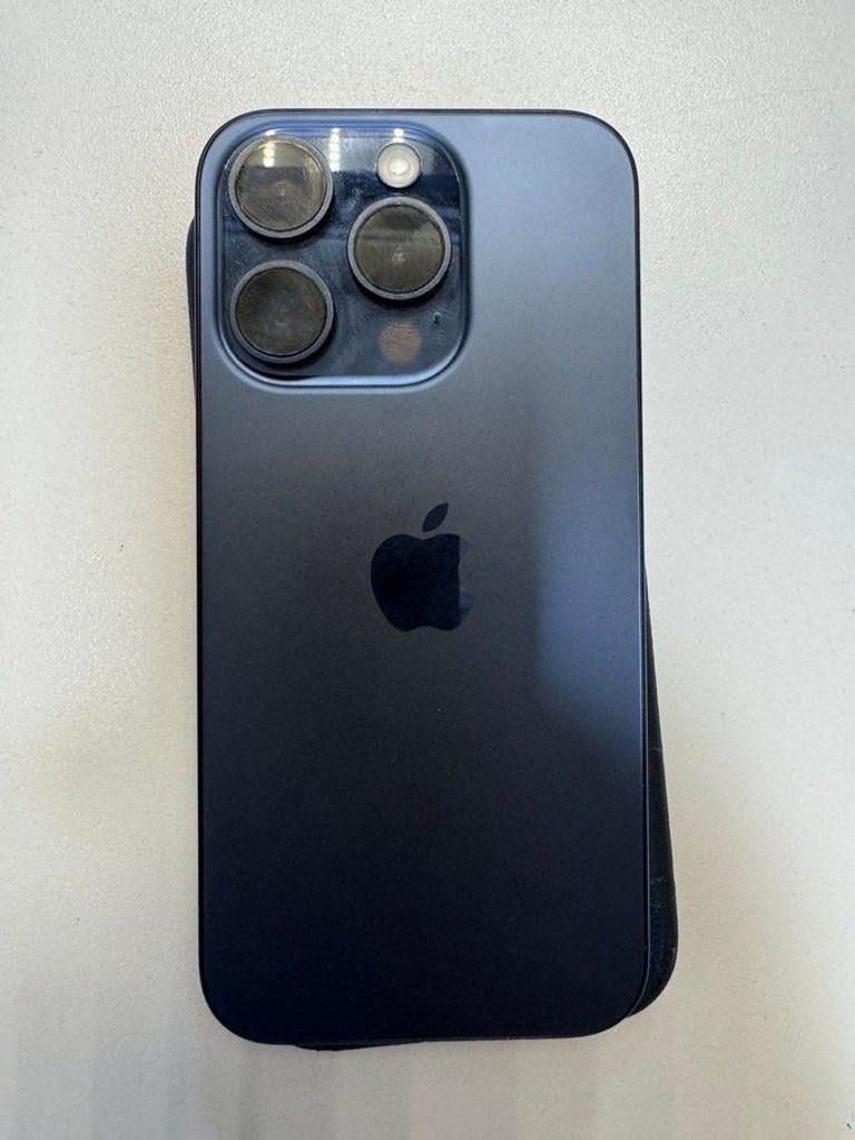 Купити Apple iphone 15 pro 256gb Б/У