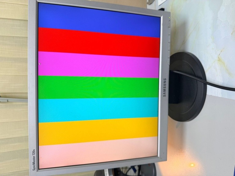 Купить Samsung 720n Б/У