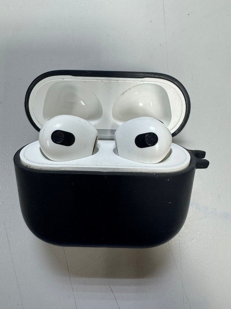 Купити Apple airpods 3rd generation Б/У