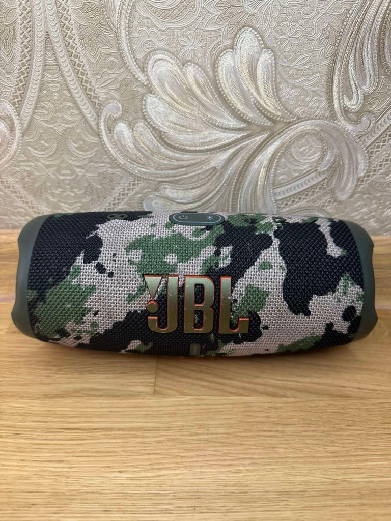 Оголошення Jbl charge 5 Б/У