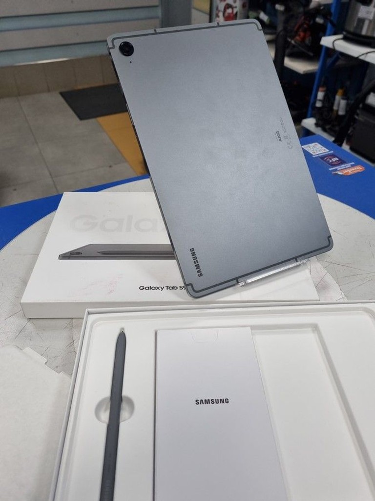 Дешево Samsung galaxy tab s9 fe 5g 6/128gb з ломбарду