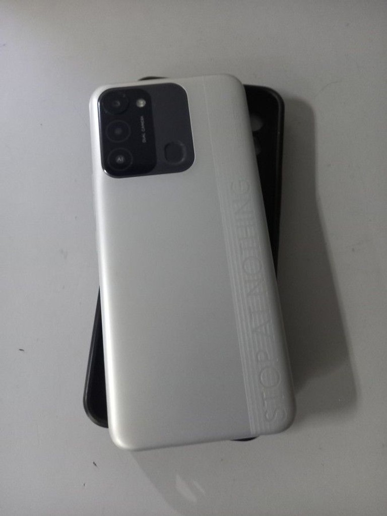 Дешево Tecno spark 8c kg5n 4/64gb з ломбарду