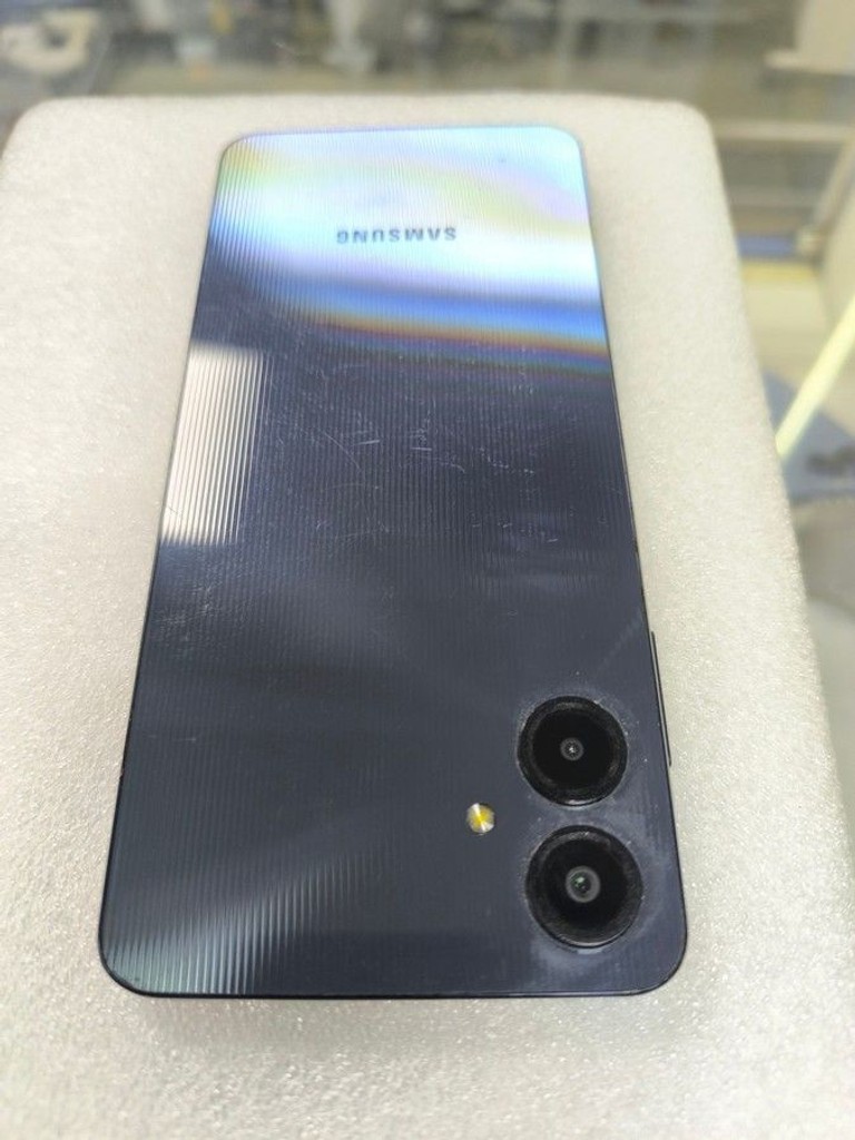 Оголошення Samsung galaxy a06 4/128gb Б/У