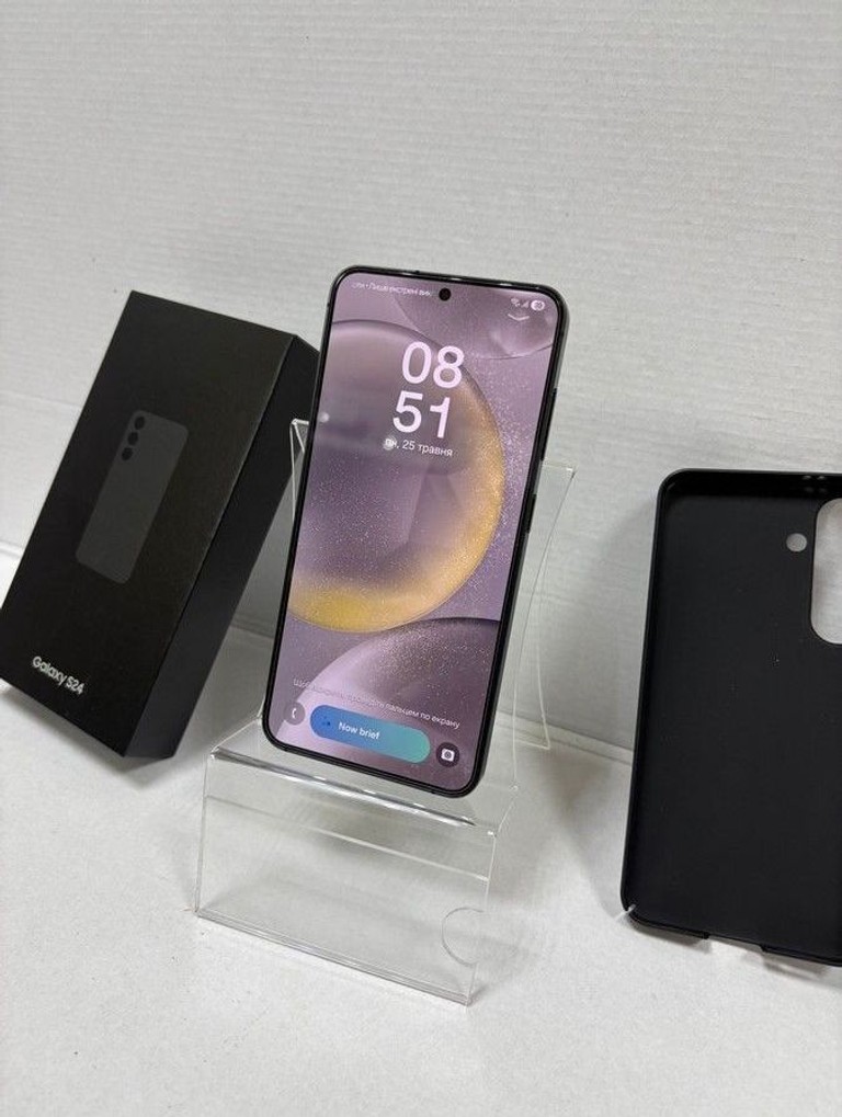 Купить Samsung galaxy s24 8/256gb Б/У