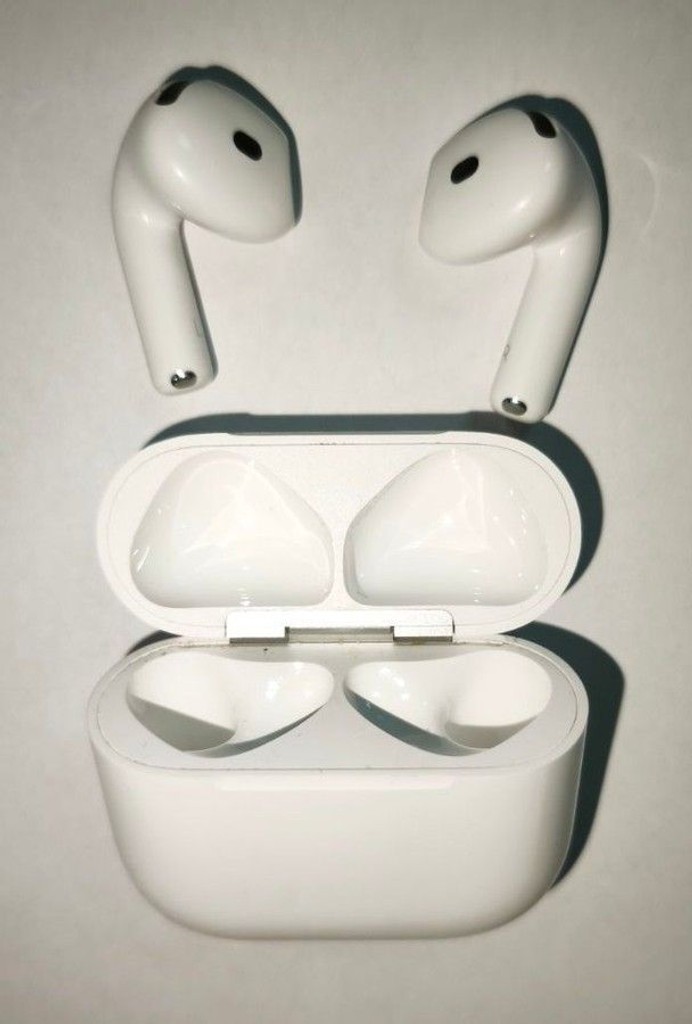 Apple airpods 4 with active noise cancellation Код:01-200975619. Изображение 7