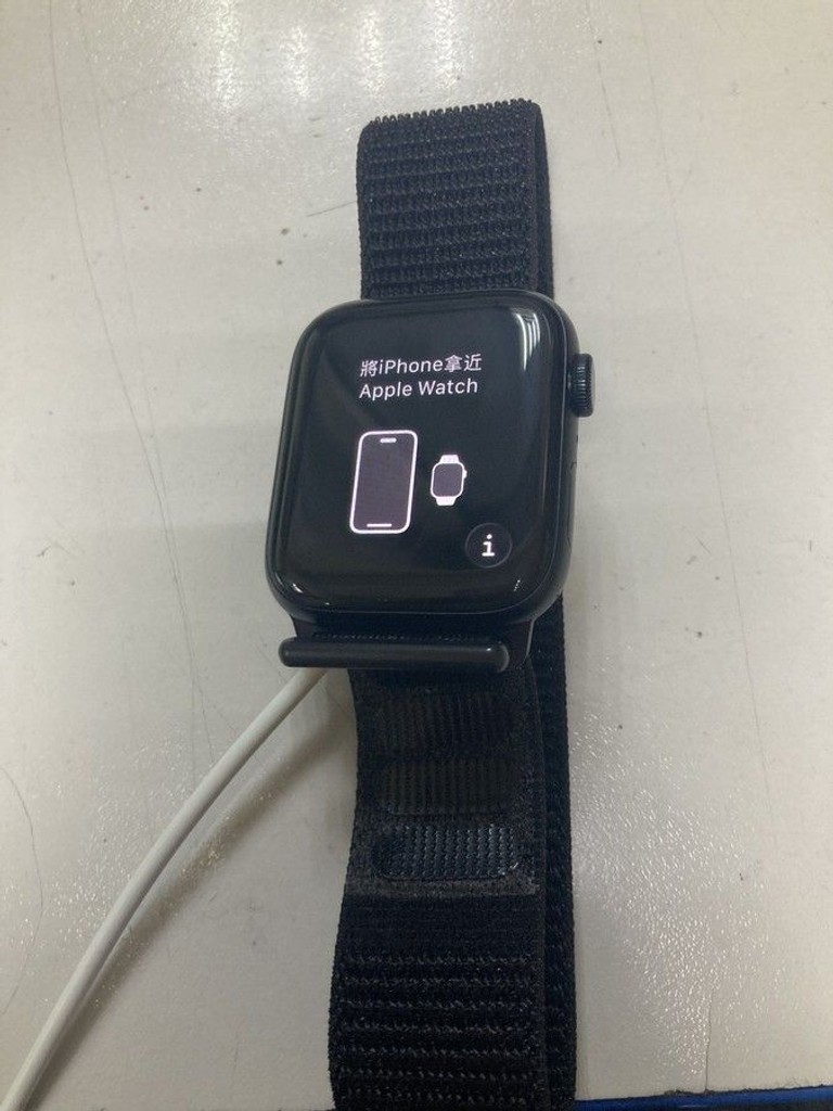 Купити Apple watch se 2 gps 44mm aluminium case Б/У