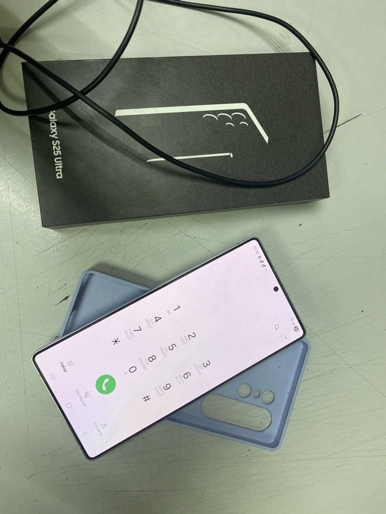 Купить Samsung galaxy s25 ultra 12/256gb Б/У