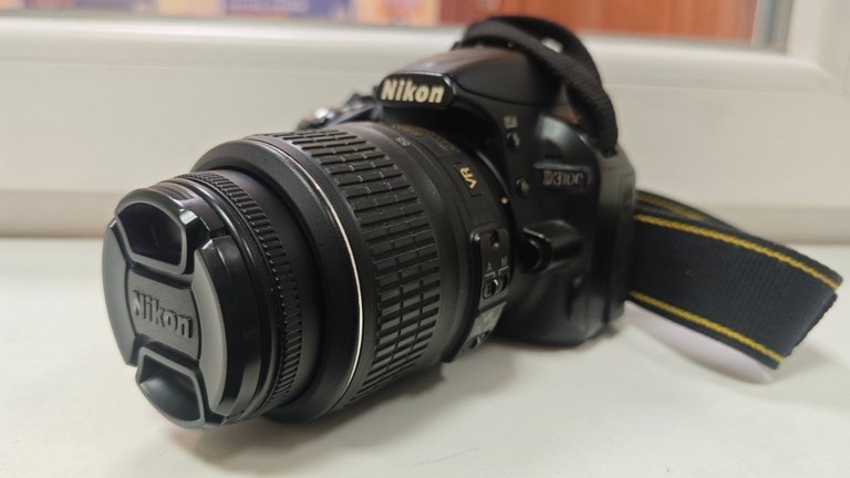 Nikon d3100 kit / af-s nikkor 18-55mm f:3,5-5,6g vr dx Код:01-201001267. Изображение 6