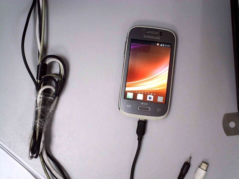 Купити Samsung s6312 galaxy young duos Б/У