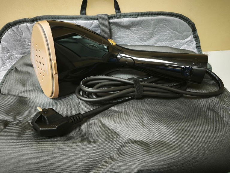 Купити Philips 7000 Series STH7060/80 Б/У