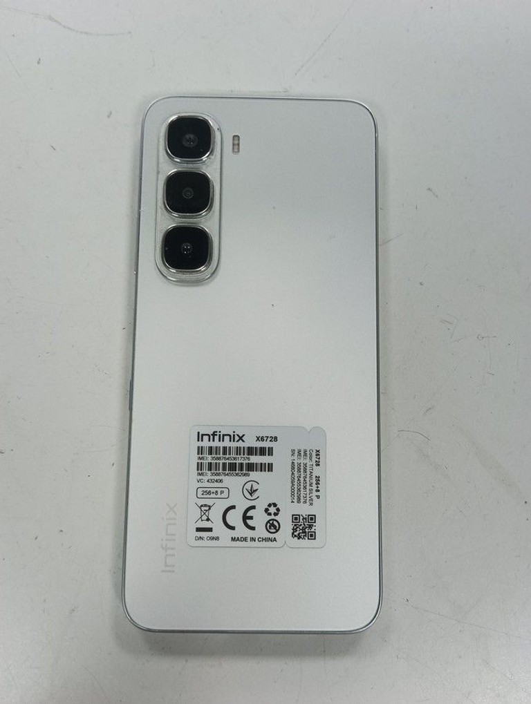 Дешево Infinix infinix hot 60i x6728 8/256gb з ломбарду