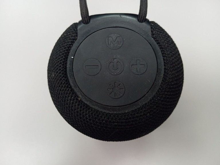 Дешиво Wireless Speaker 102327 с ломбарда