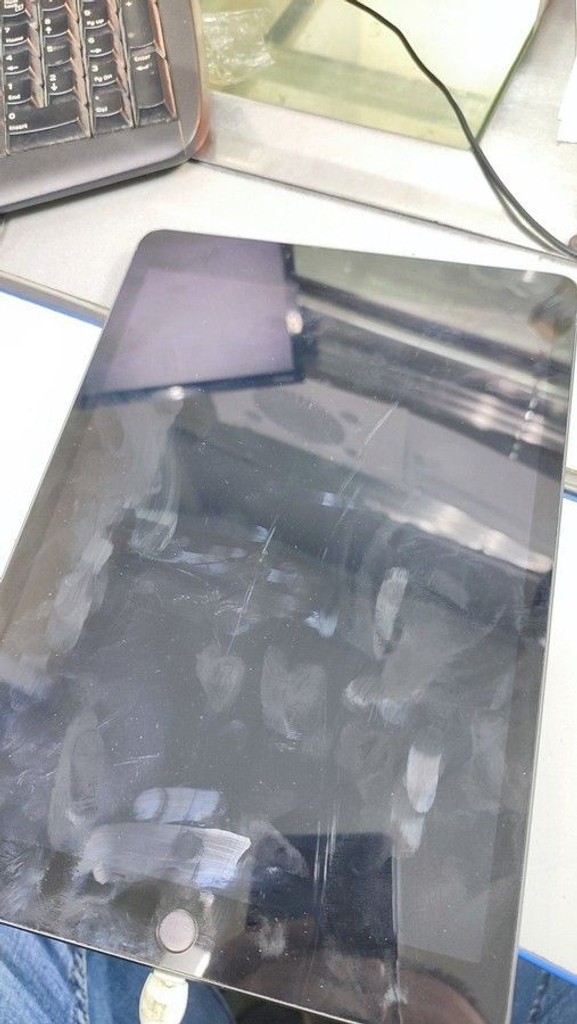 Купить Apple ipad 10.2 2021 wi-fi 64gb Б/У