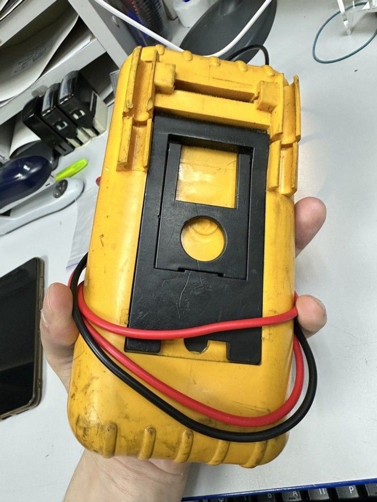 Дешево Mastech MY68 з ломбарду
