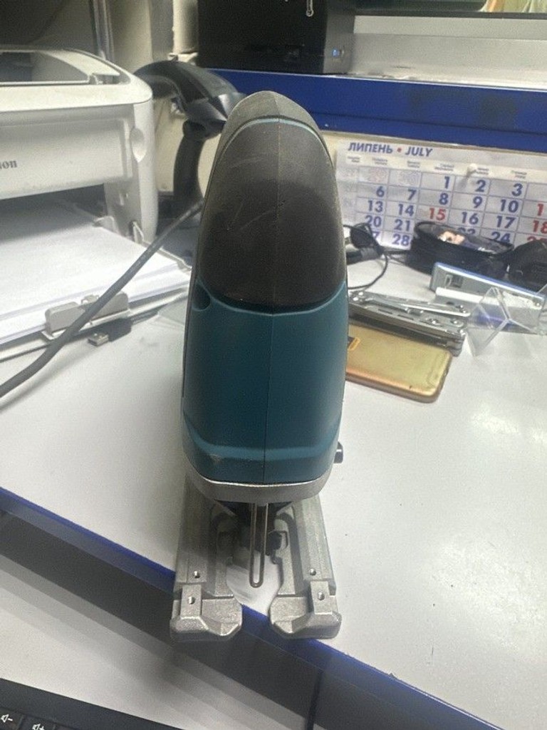 Купити Makita jv0600 Б/У