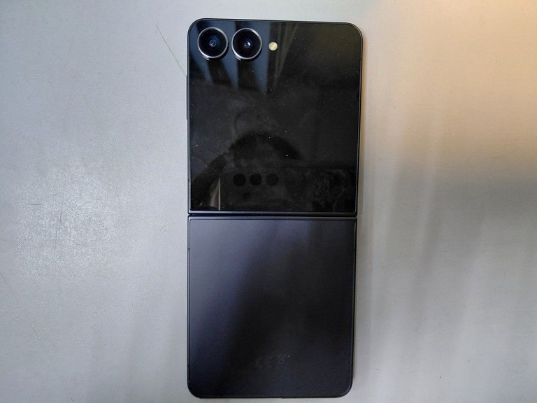 Дешево Samsung galaxy flip7 12/256gb з ломбарду