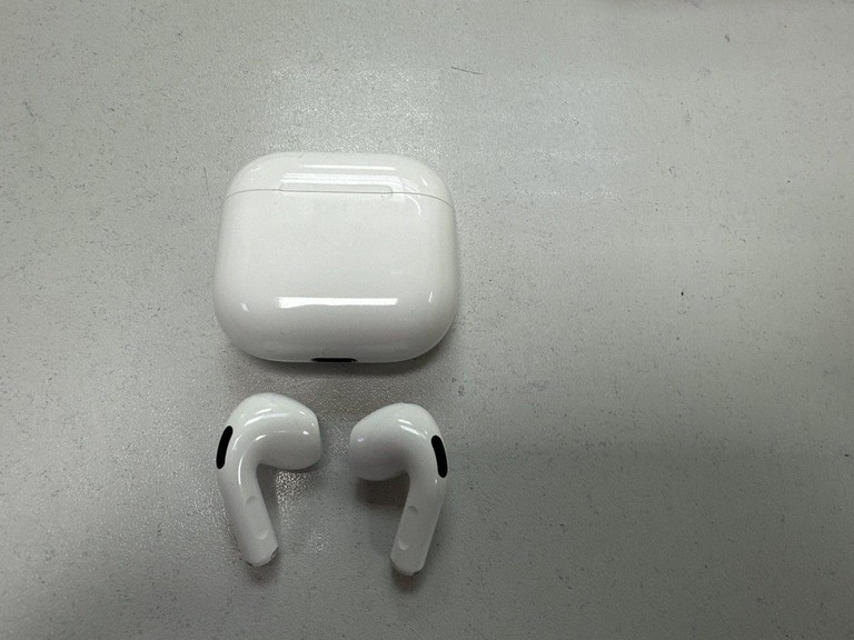 Дешиво Apple airpods 4 с ломбарда