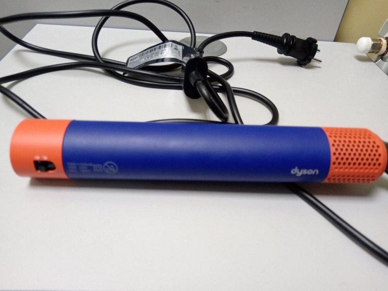 Dyson Airwrap i.d. HS08 Multi-Styler and Dryer Straight to Wavy Ceramic Apricot/Topaz (257389-01) Код:01-201098427. Зображення 5