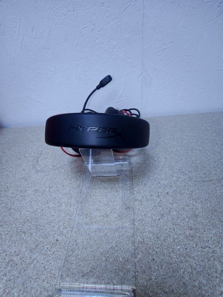 Дешиво Hyperx cloud iii с ломбарда