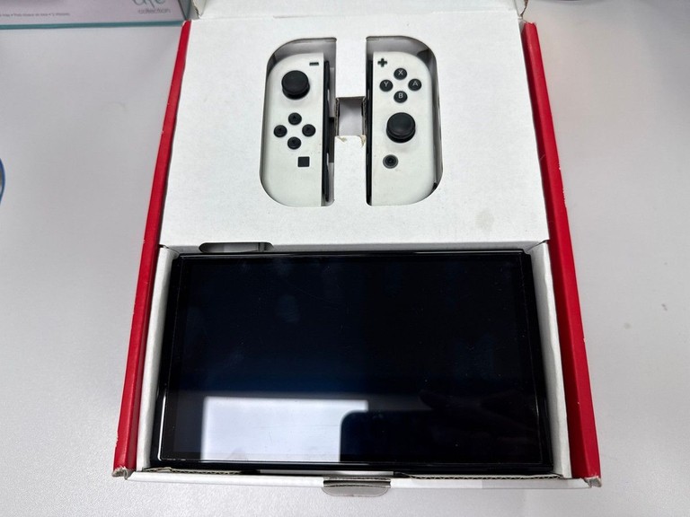 Nintendo switch oled Код:01-201112275. Изображение 5
