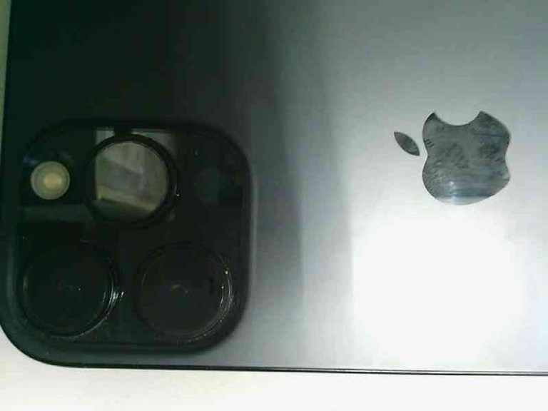 Купить Apple iphone 16 pro max 512gb Б/У