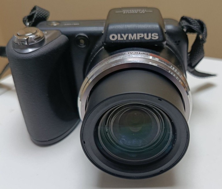 Купити Olympus sp-600uz Б/У