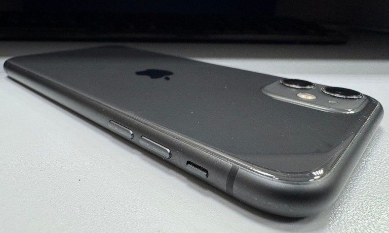 Apple iphone 11 64gb Код:01-201150523. Зображення 6