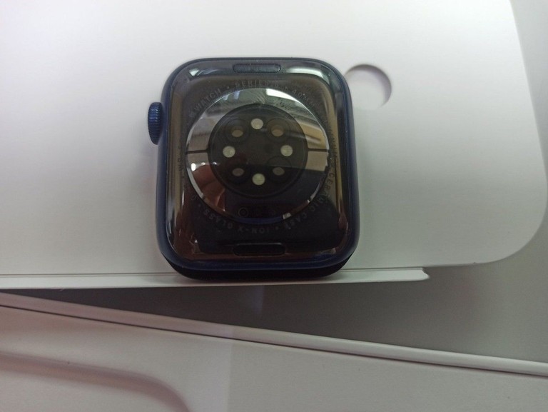 Объявление Apple watch nike series 6 gps 40mm aluminum case Б/У