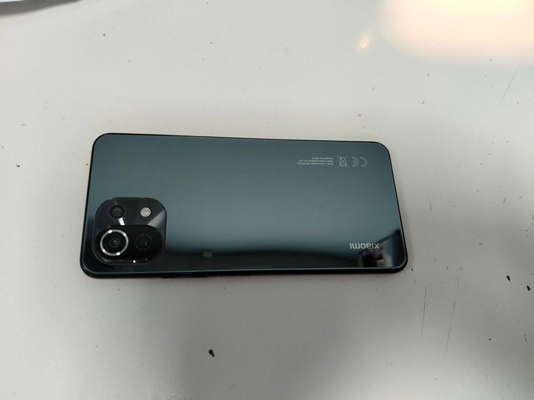 Дешиво Xiaomi Mi 11 Lite 6/128GB Bubblegum Blue с ломбарда