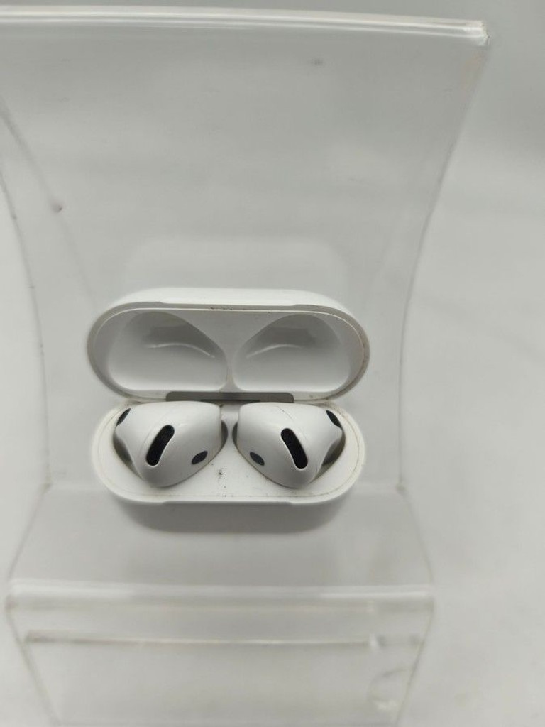 Объявление Apple airpods 4 with active noise cancellation Б/У