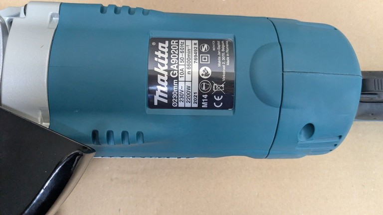 Розпродаж Makita GA9020RF, продавець Техноскарб