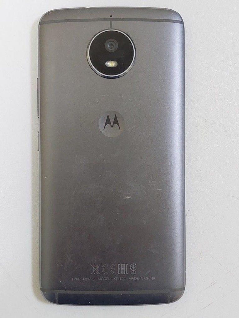 Дешиво Motorola xt1794 moto g5s 3/32gb с ломбарда