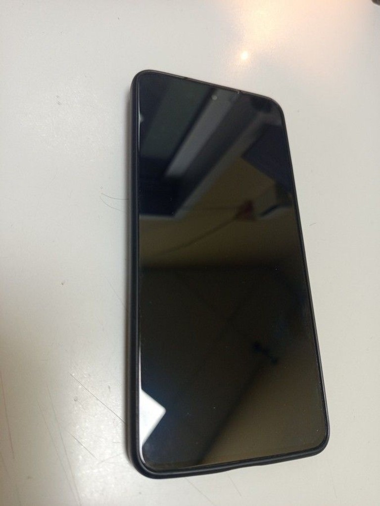 Дешиво Realme 15 5G 12/512GB Suit Titanium с ломбарда