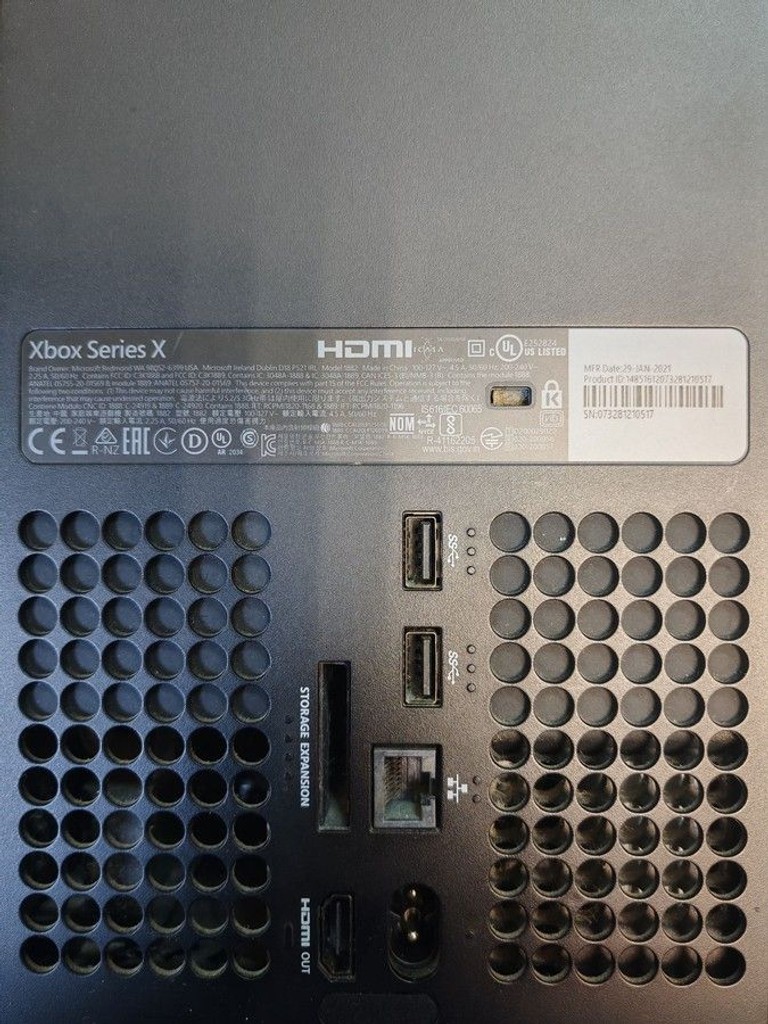 Дешиво Microsoft xbox series x 1tb с ломбарда