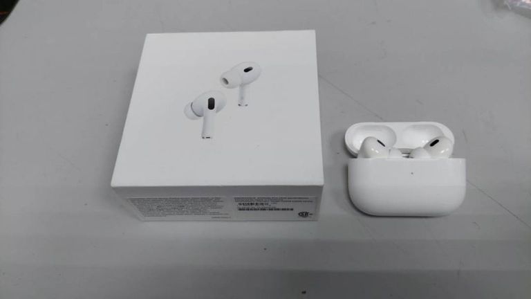 Купити Apple airpods pro 2nd generation Б/У