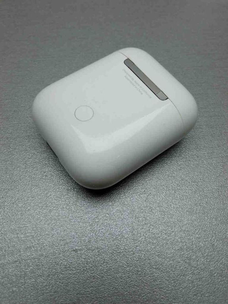 Apple airpods 2 gen a1602.a2032+a2031 2019г. Код:2000002990796. Изображение 4