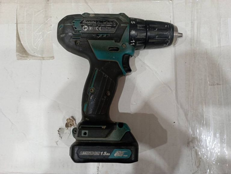 Makita df333d