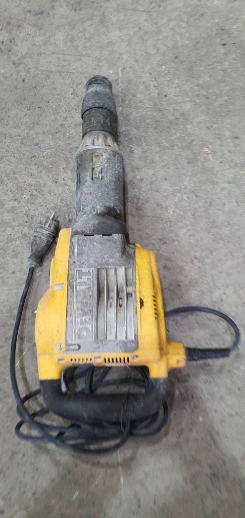 Купити Dewalt d25900k Б/У