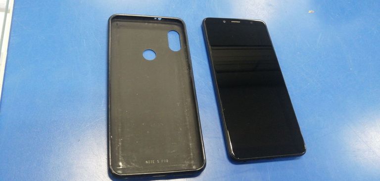 Купить Xiaomi Redmi Note 5 3/32GB Black Б/У