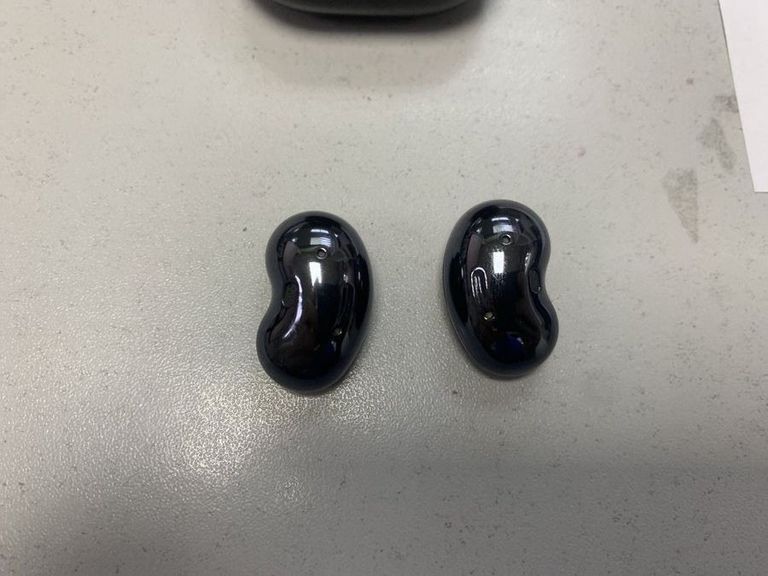 Оголошення Samsung galaxy buds live Б/У