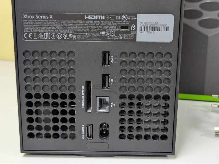 Дешиво Microsoft xbox series x 1tb с ломбарда