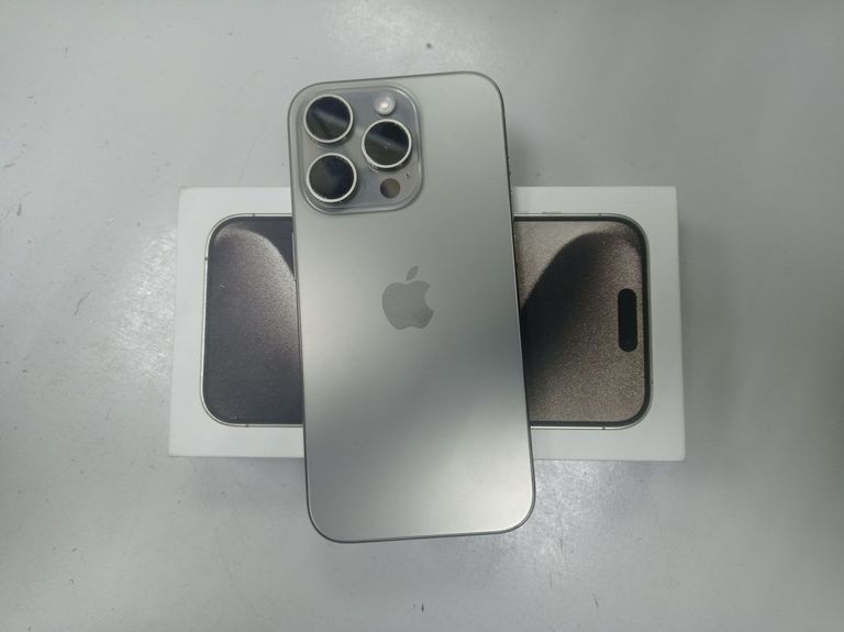 Дешево Apple iphone 15 pro 256gb з ломбарду