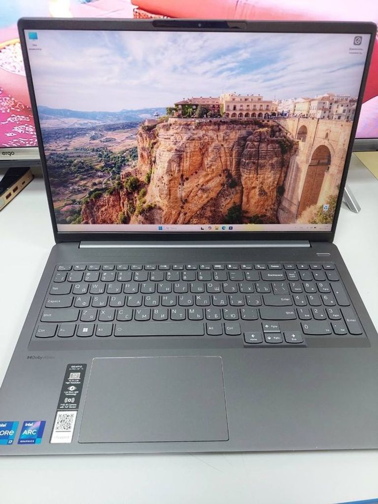 Купити Lenovo екр15.6/core i7-12700h/2.3hz/ram 16gb/ssd512gb/arca370m Б/У