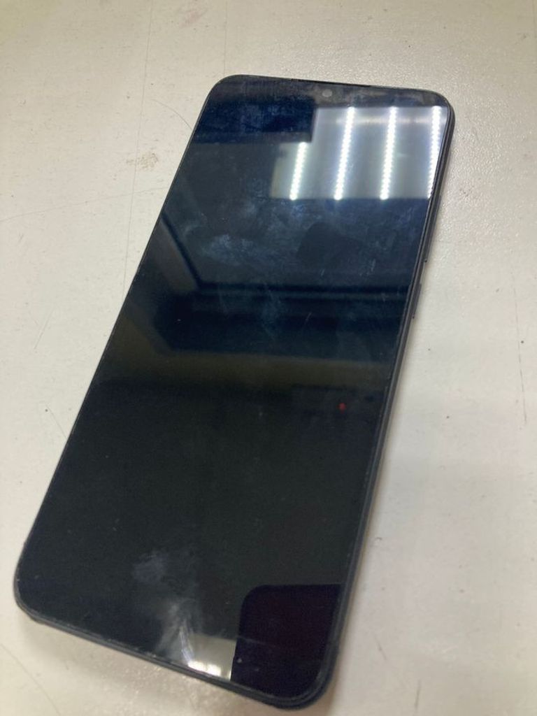 Дешево Xiaomi redmi 9a 2/32gb з ломбарду