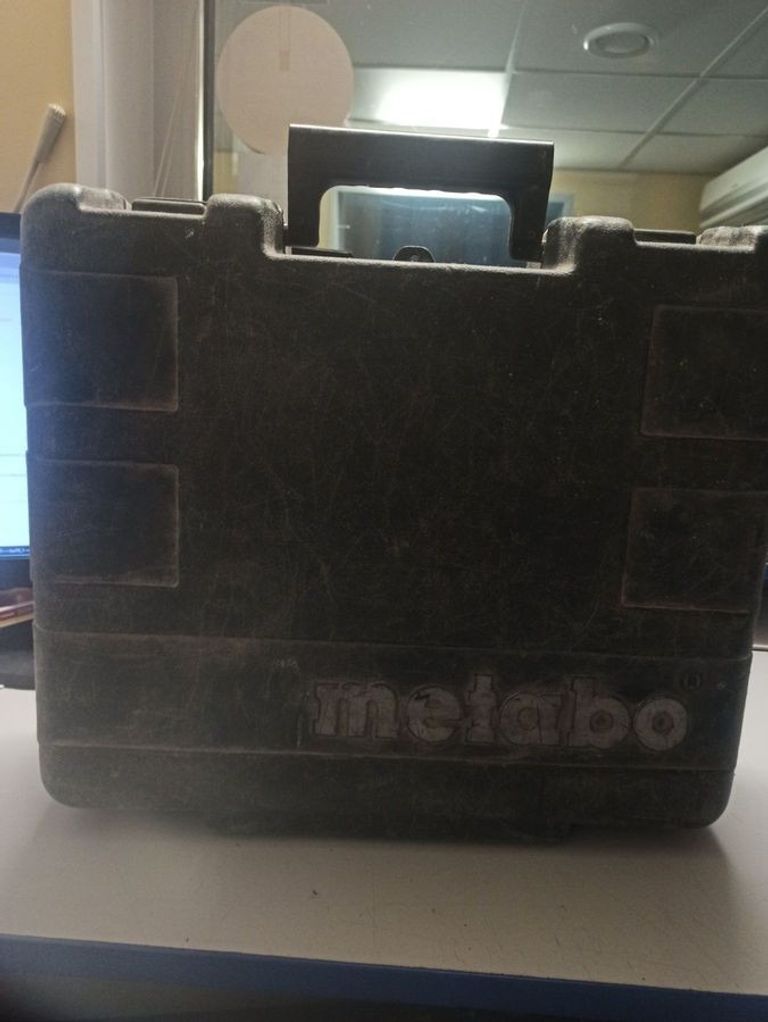 Купити Metabo KHE 2644 (606157000) Б/У