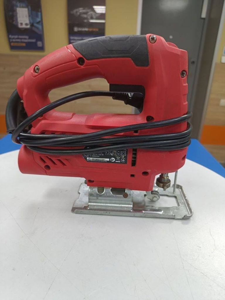 Дешево Houselux m1q-gw11-55 з ломбарду