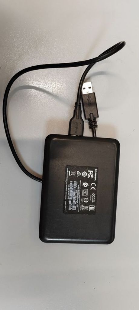 Объявление Toshiba canvio basics 2022 1 tb Б/У