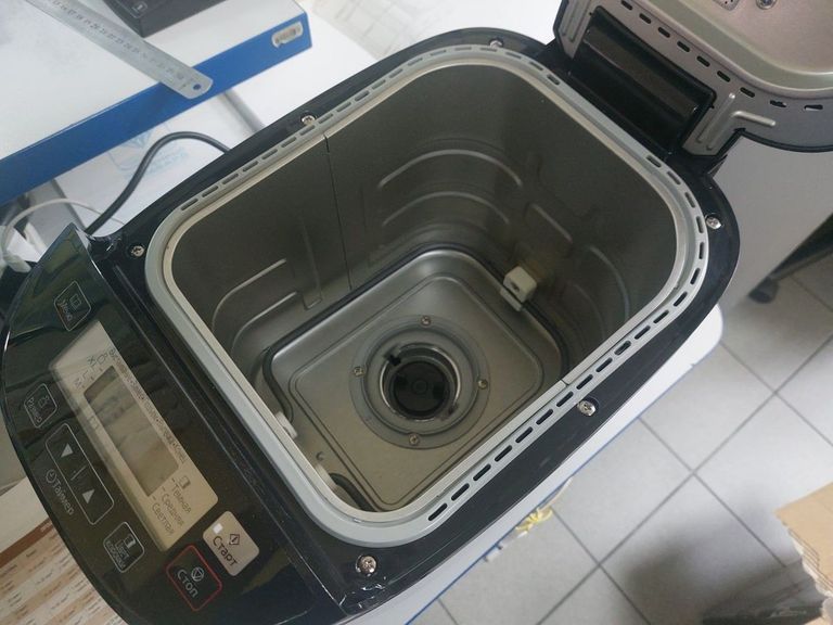 Оголошення Panasonic sd-zb2512kts Б/У