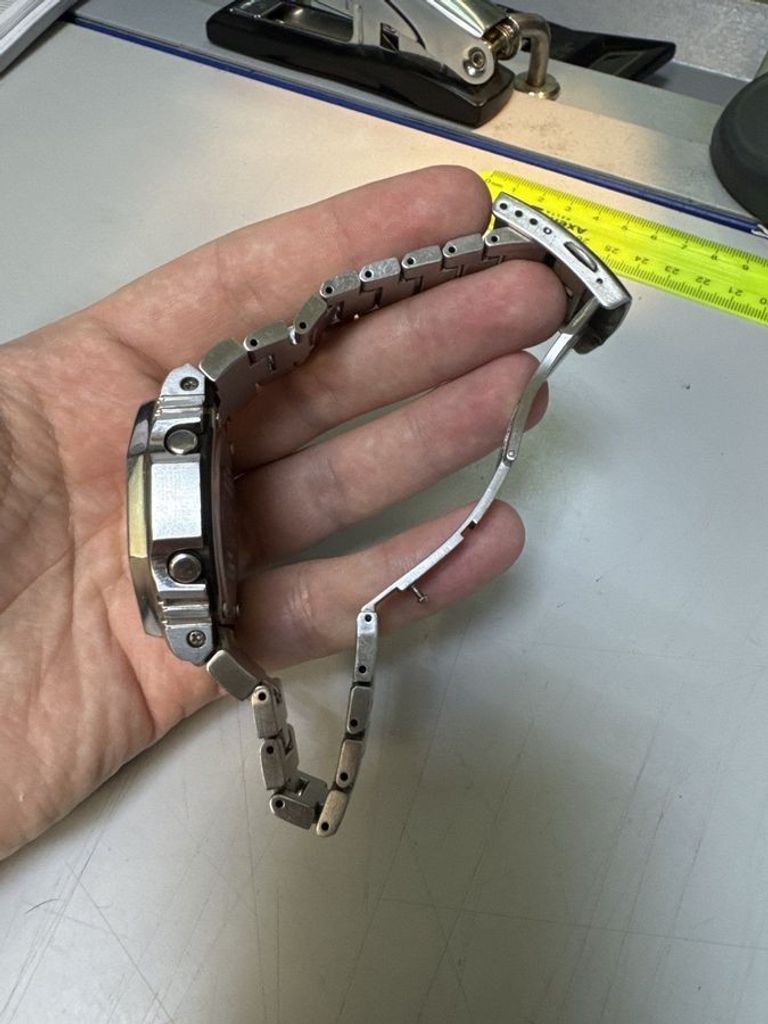 Дешиво Casio g-shock ga-2100sb с ломбарда