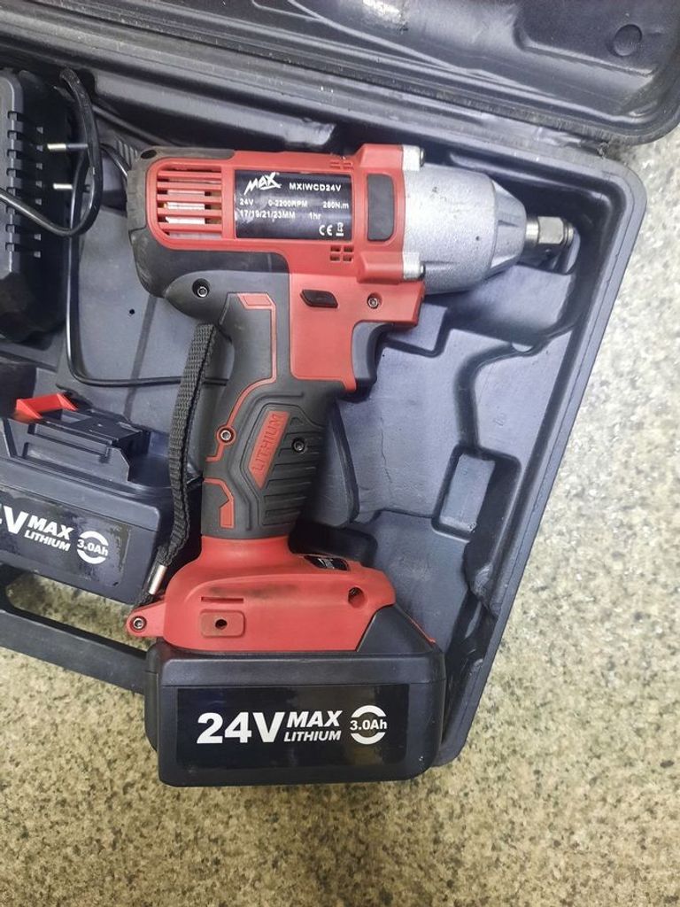 Купити Max mxiwcd24v 2акб зп Б/У